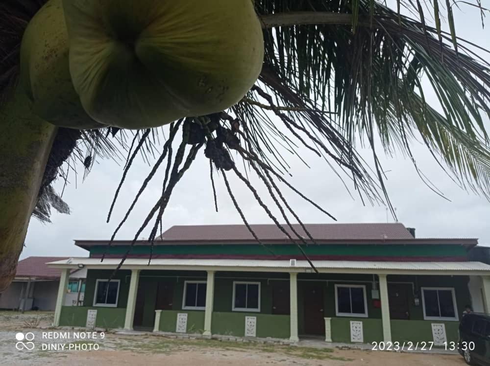 D'Tanjung Roomstay, Pekan Pahang Екстер'єр фото